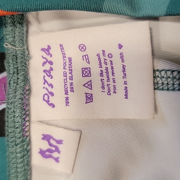 Pitaya Size M Teal Green with Abstract Ladies Graphic Yoga Leggings - Picture 11 of 11